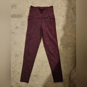 High-Waisted Burgundy Camo Leggings with Pockets